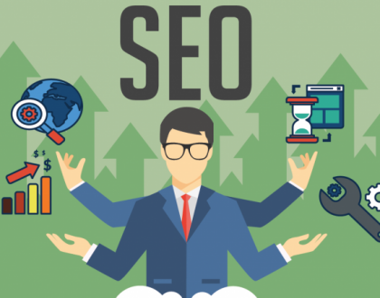 What qualities should an effective SEO manager have?